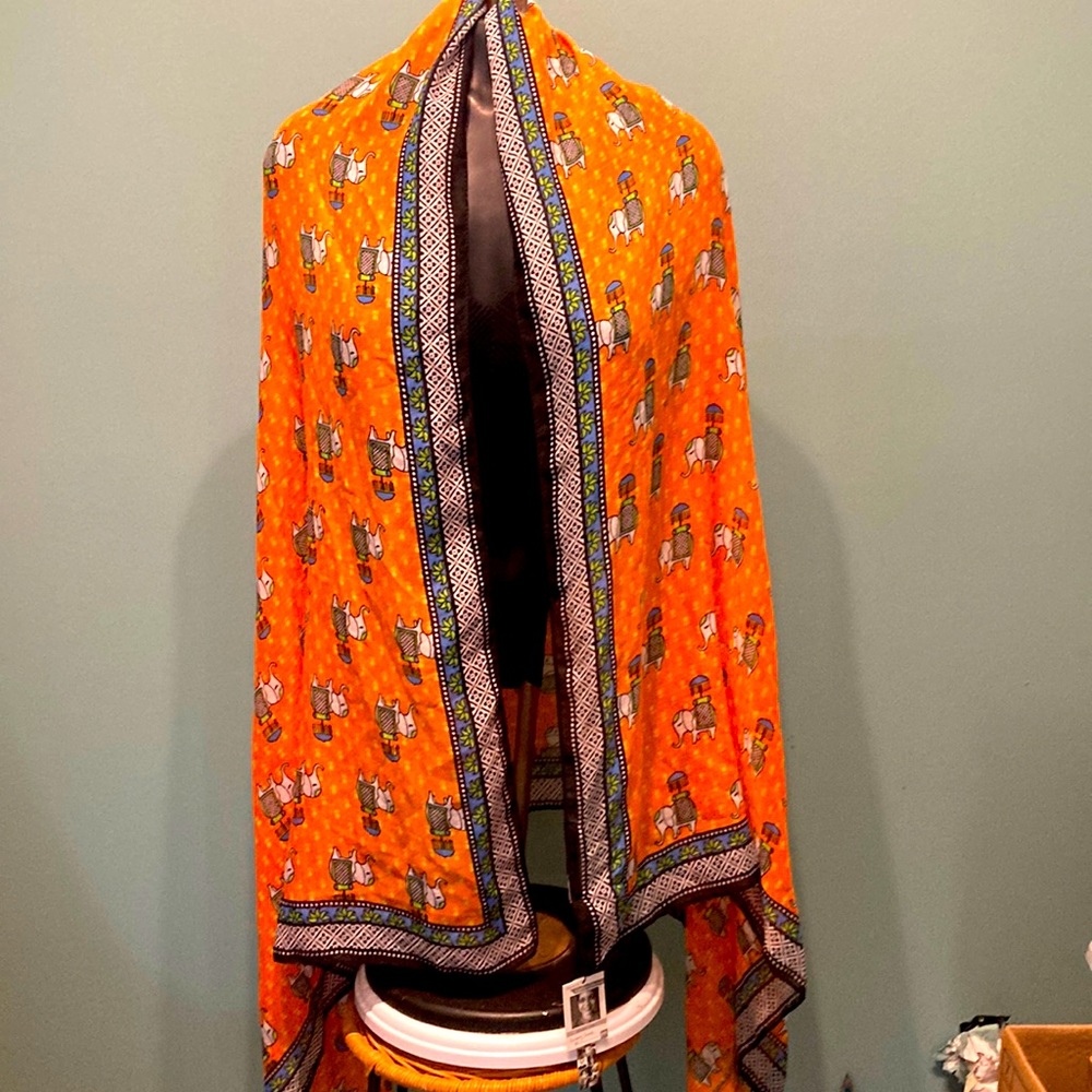 Printed Village Wrap
